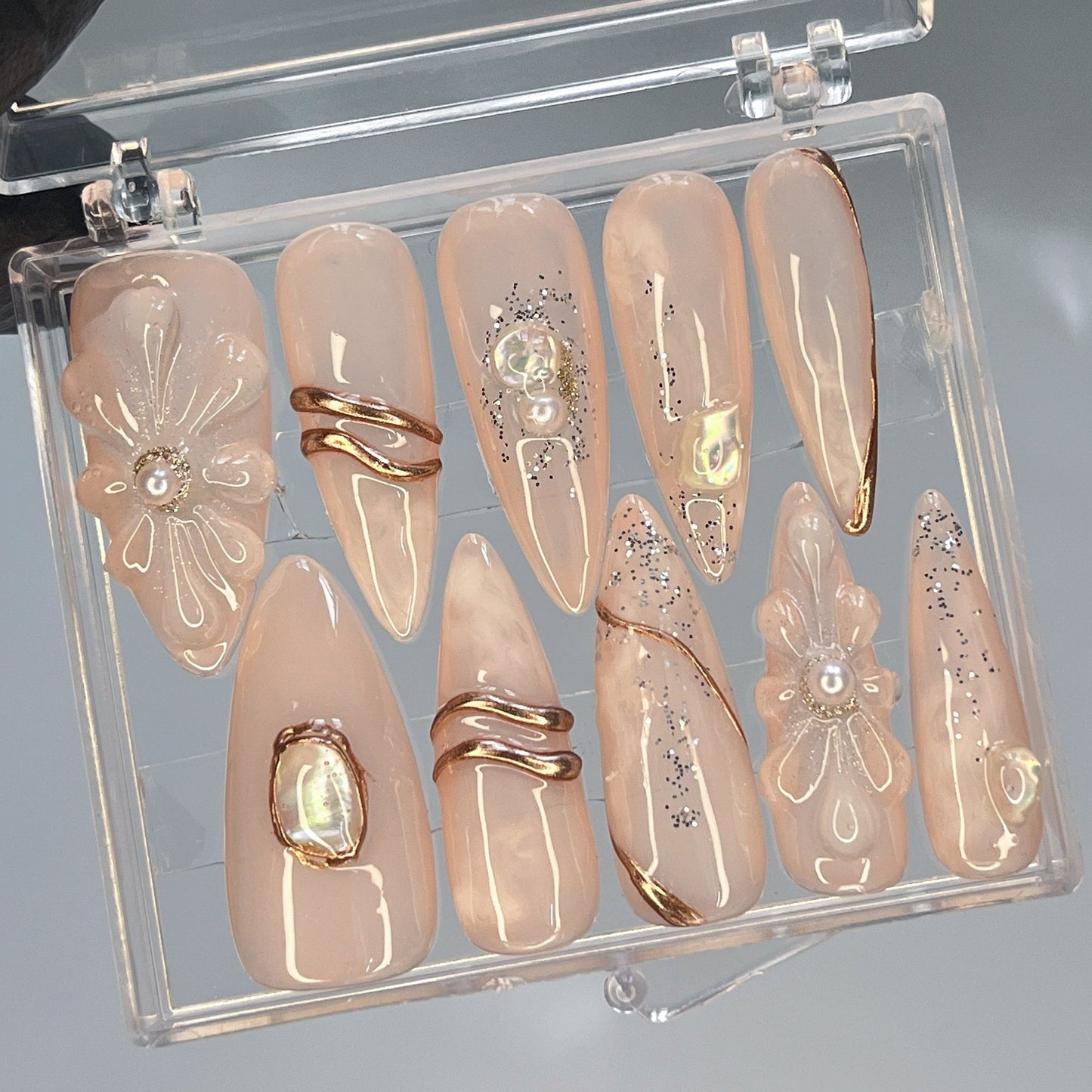 Luxury Nude Gold Floral Press-On Nails / 3D Pearl & Gold Accent Nails / Elegant Sheer Nude Nails