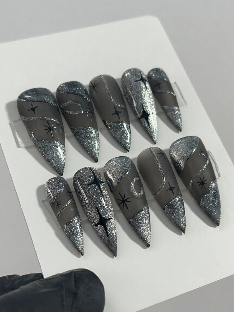 Galaxy Silver Press-On Nails / Starry Night Nail Set