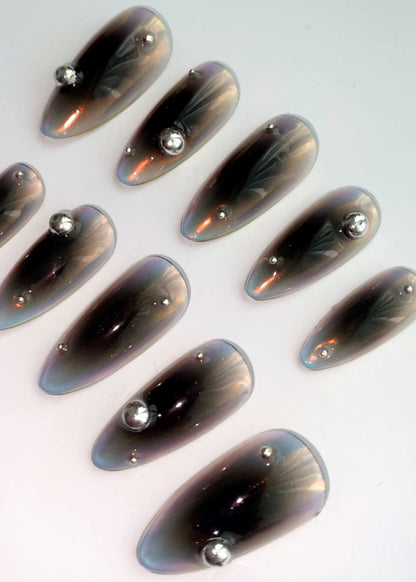 Galaxy Chrome Press-On Nails / Black Mirror Ombre Nail Set