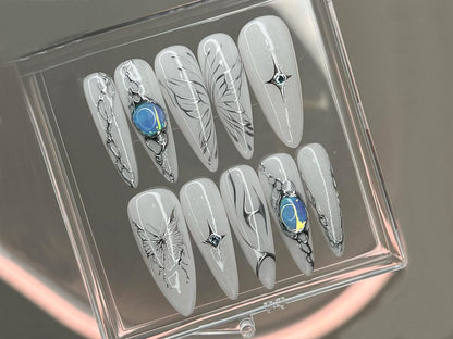 Mystic Butterfly Press-On Nails / Elegant White & Silver Nail Set